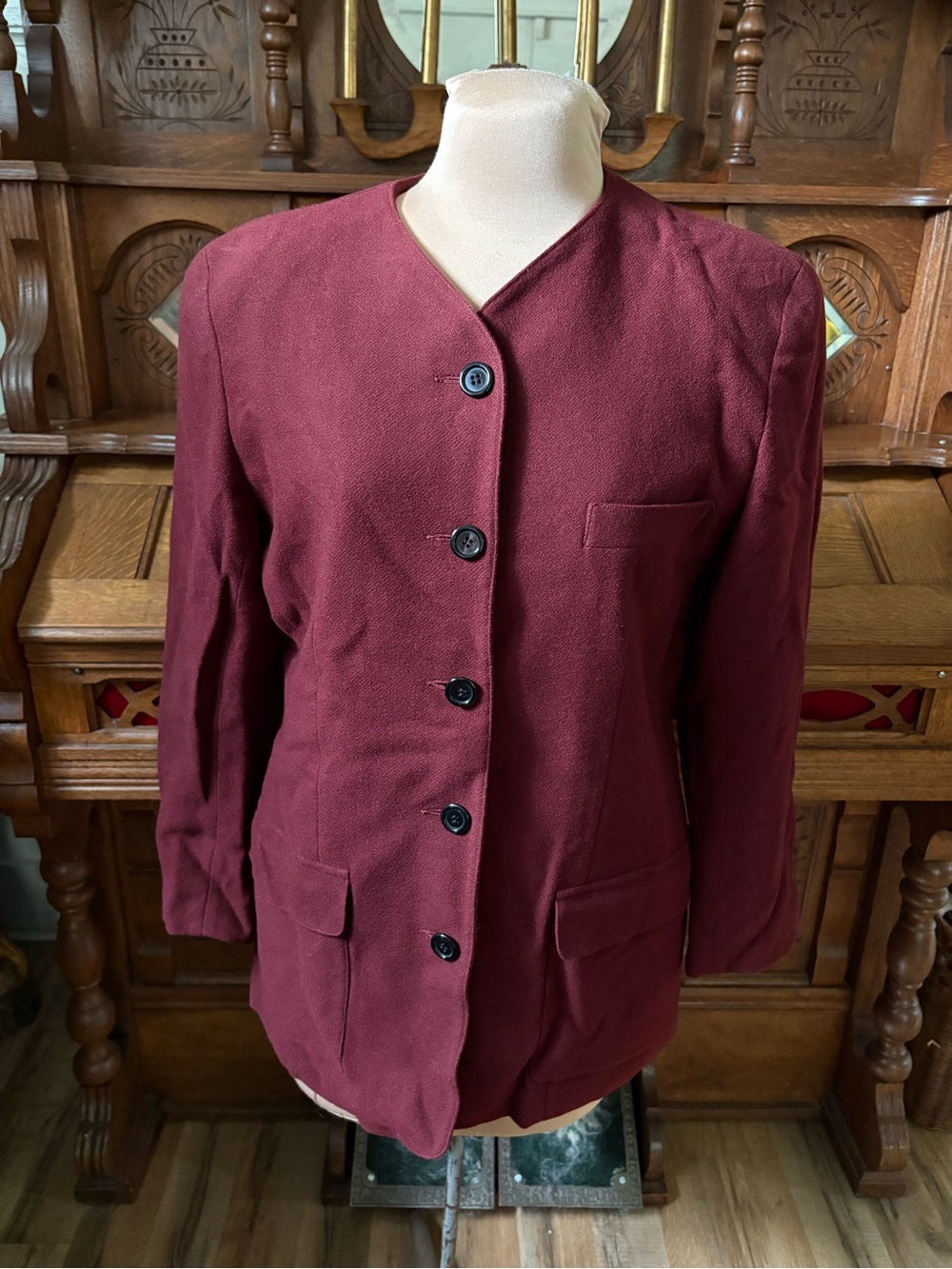 Vintage retro workwear cashmere and wool blend burgundy blazer